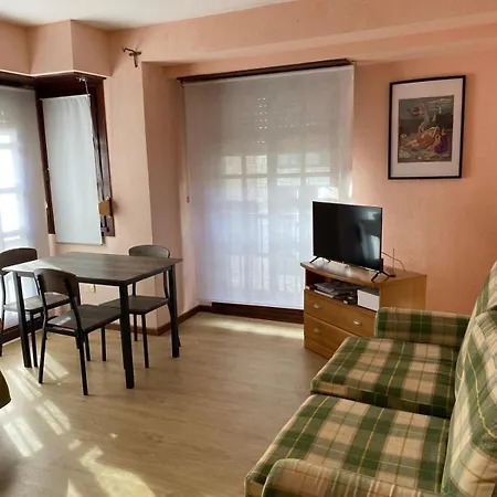 Centrally Located Apartman *